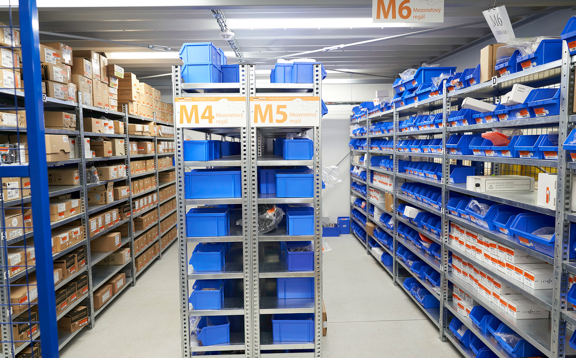 800,000 items in stock at Leonardo technology